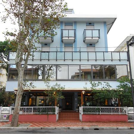 Hotel Ambasciata Cesenatico Ngoại thất bức ảnh