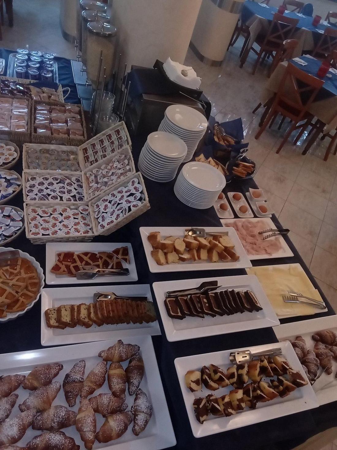 Hotel Ambasciata Cesenatico Ngoại thất bức ảnh