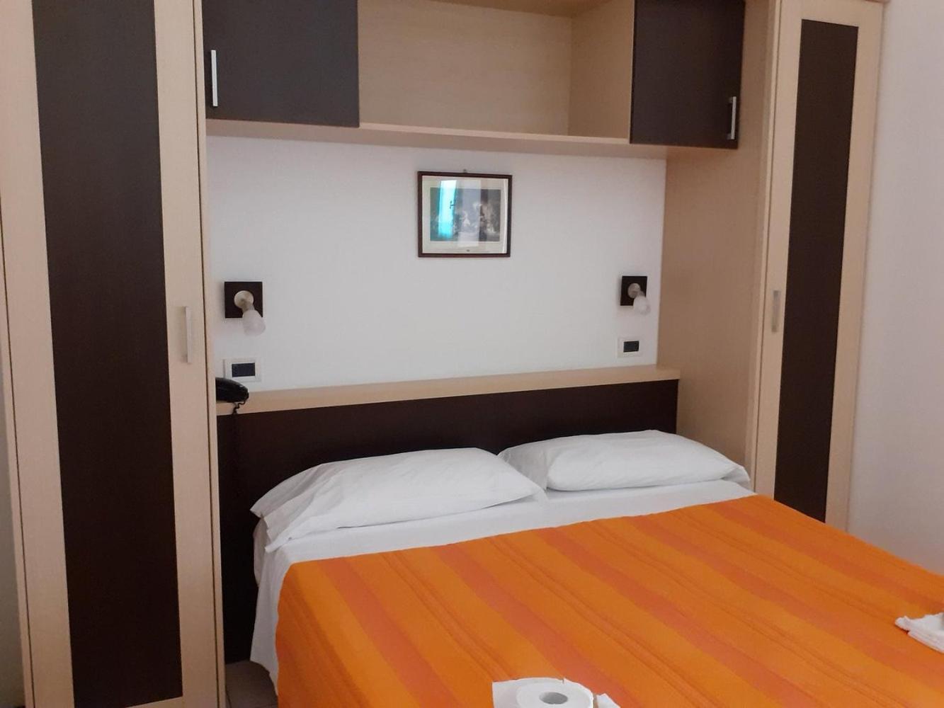 Hotel Ambasciata Cesenatico Ngoại thất bức ảnh